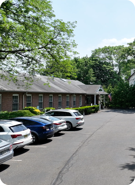 Explore space slide 9 - Additional office space view